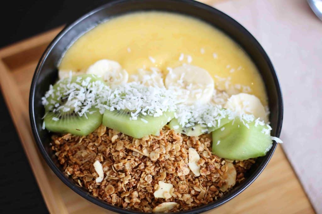 Banana bowl breakfast